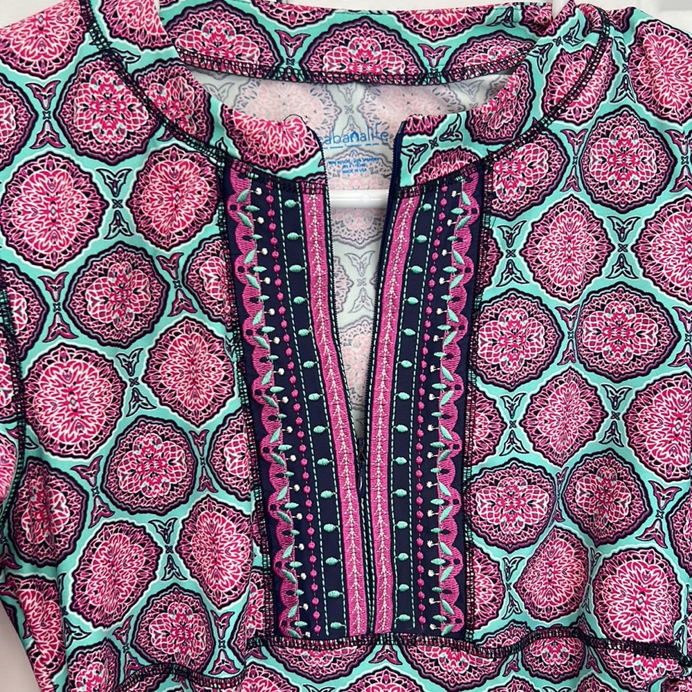 Cabana Life Rashguard - Picture 2 of 6